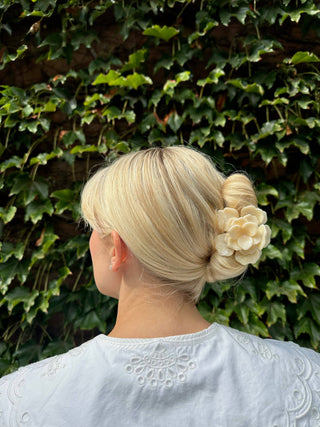 Solar Eclipse Handmade Origami Gardenia Flower Claw Hair Clip-Cream