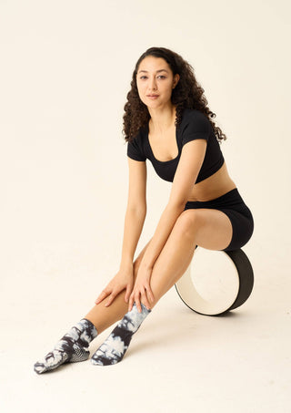 Lucky Honey The Tie-Dye Grip Sock-Denim or Midnight